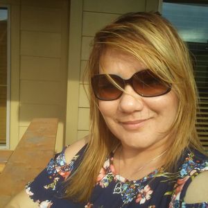 Meet your Posher, Iris